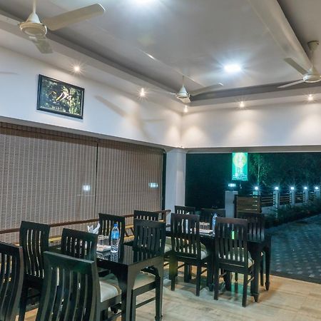 Clirind Resort Athirappilly Esterno foto
